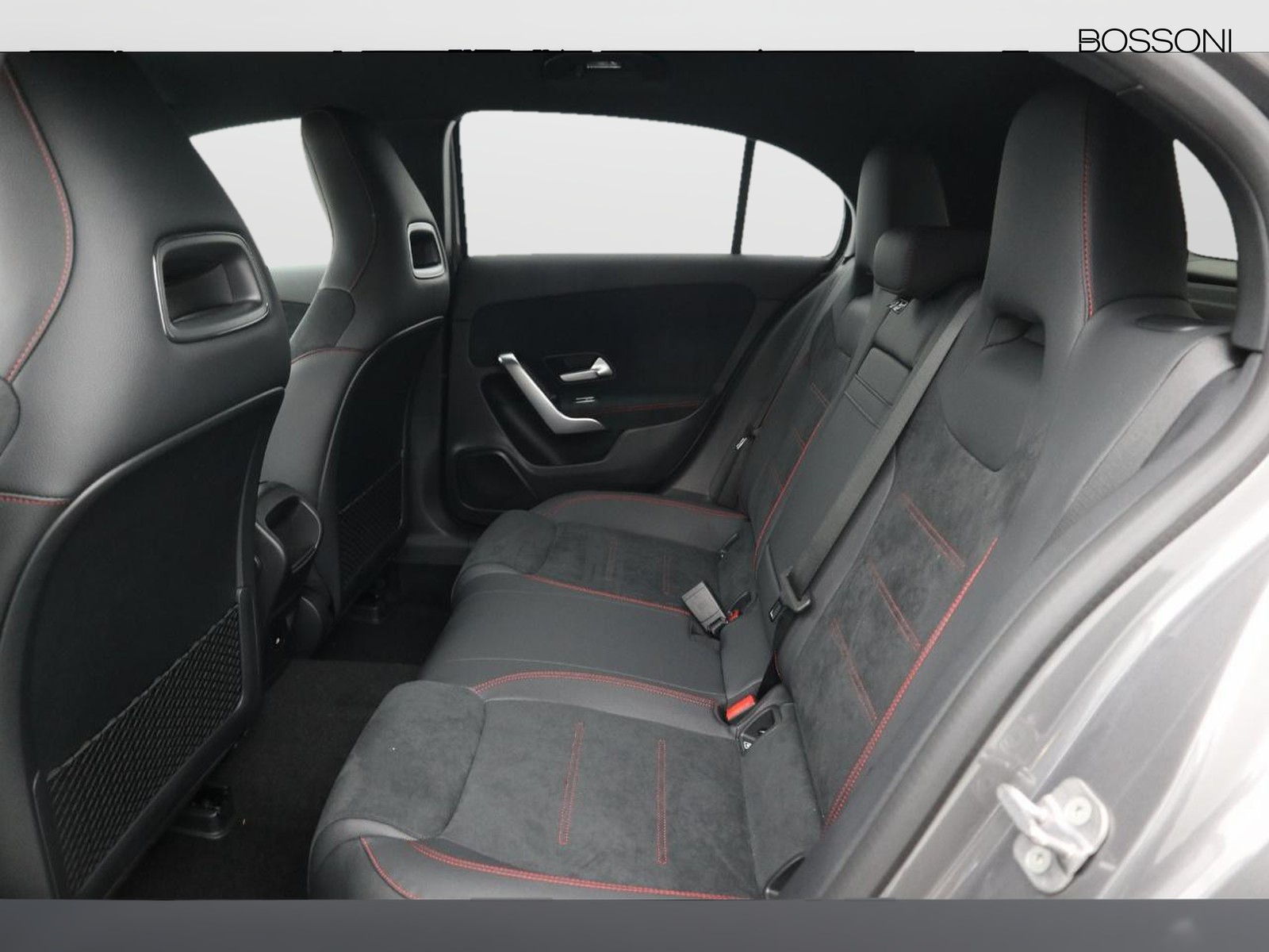 8 - Mercedes Classe A 250 e plug-in hybrid amg line advanced plus speedshift dct amg 8g