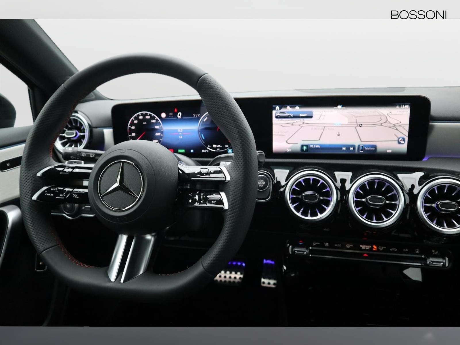 12 - Mercedes Classe A 250 e plug-in hybrid amg line advanced plus speedshift dct amg 8g