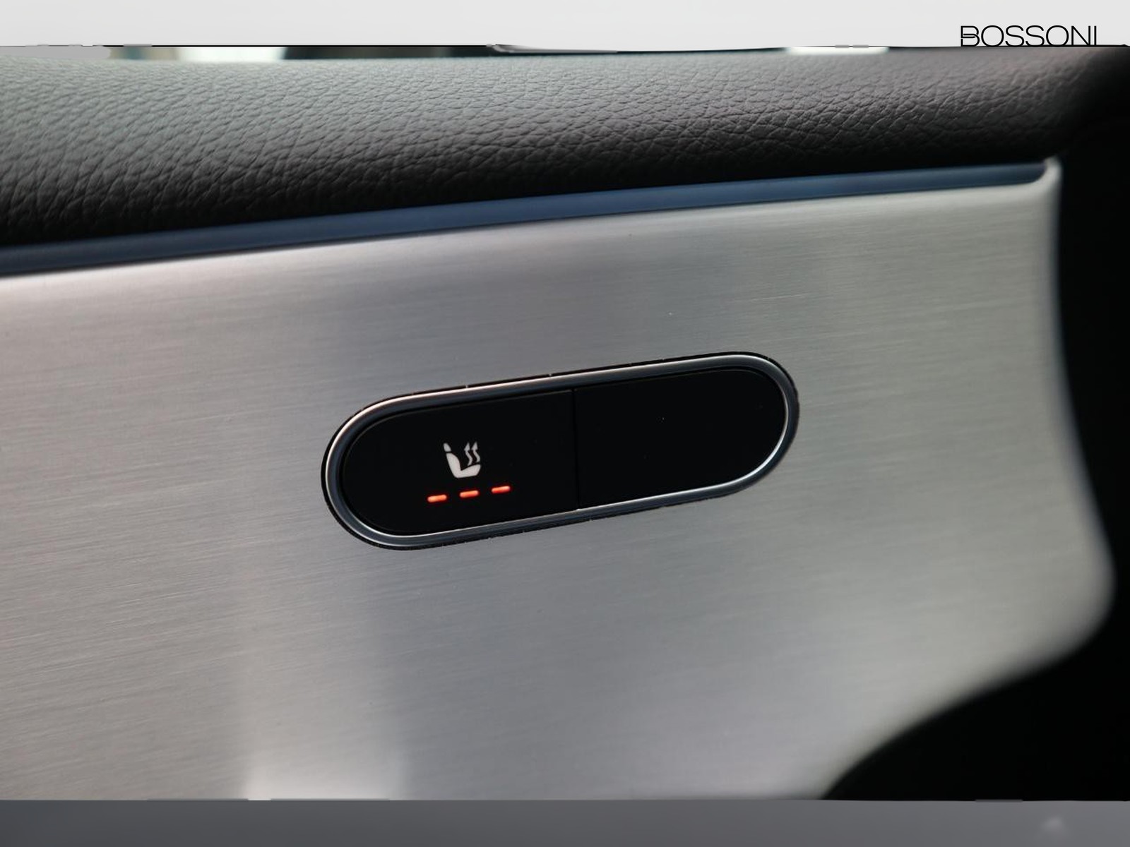 15 - Mercedes Classe A 250 e plug-in hybrid amg line advanced plus speedshift dct amg 8g