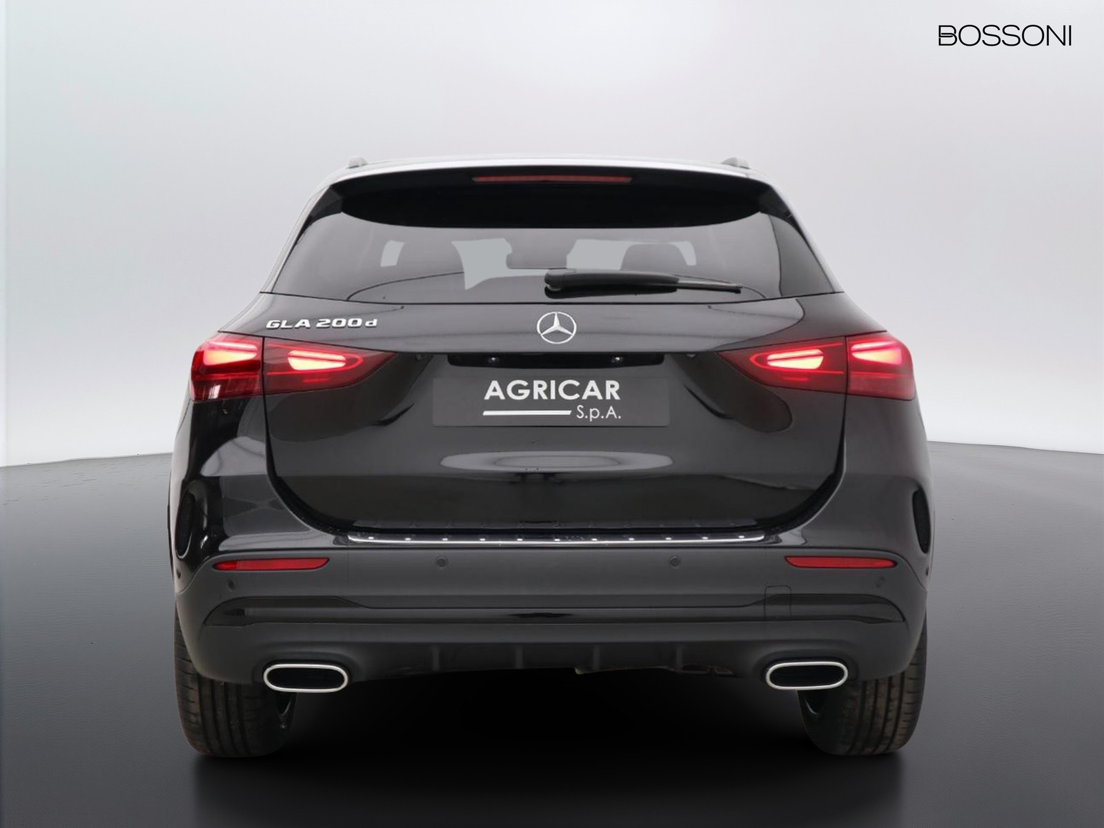 6 - Mercedes GLA 200 d amg line premium 8g-dct