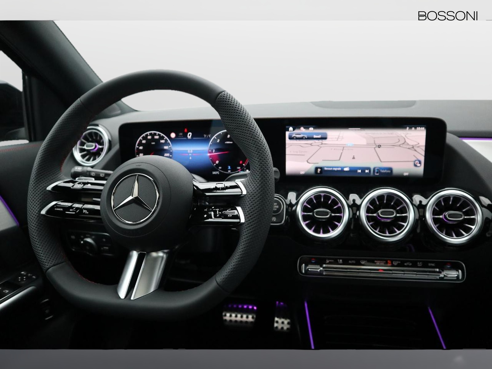 12 - Mercedes GLA 200 d amg line premium 8g-dct