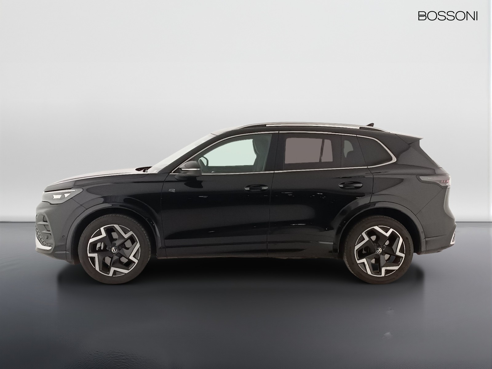 5 - Volkswagen Tiguan 2.0 tdi scr 150cv r-line dsg