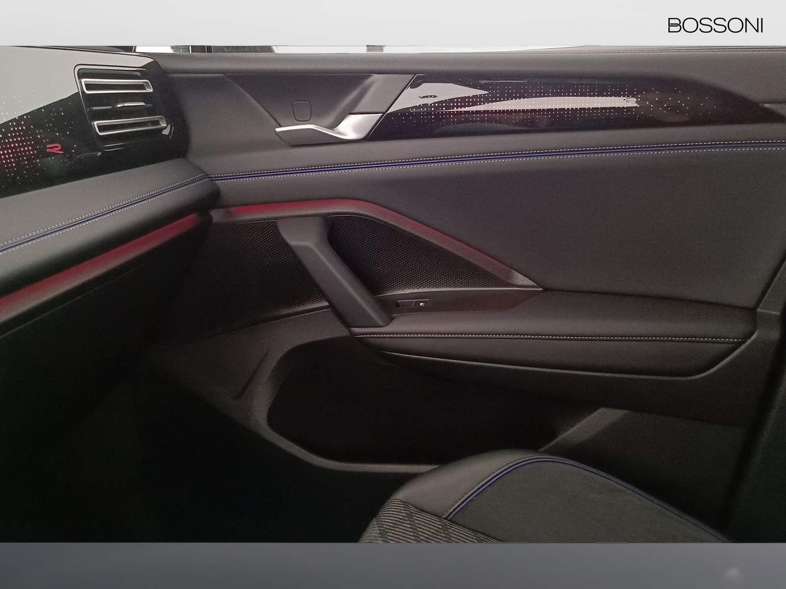 34 - Volkswagen Tiguan 2.0 tdi scr 150cv r-line dsg