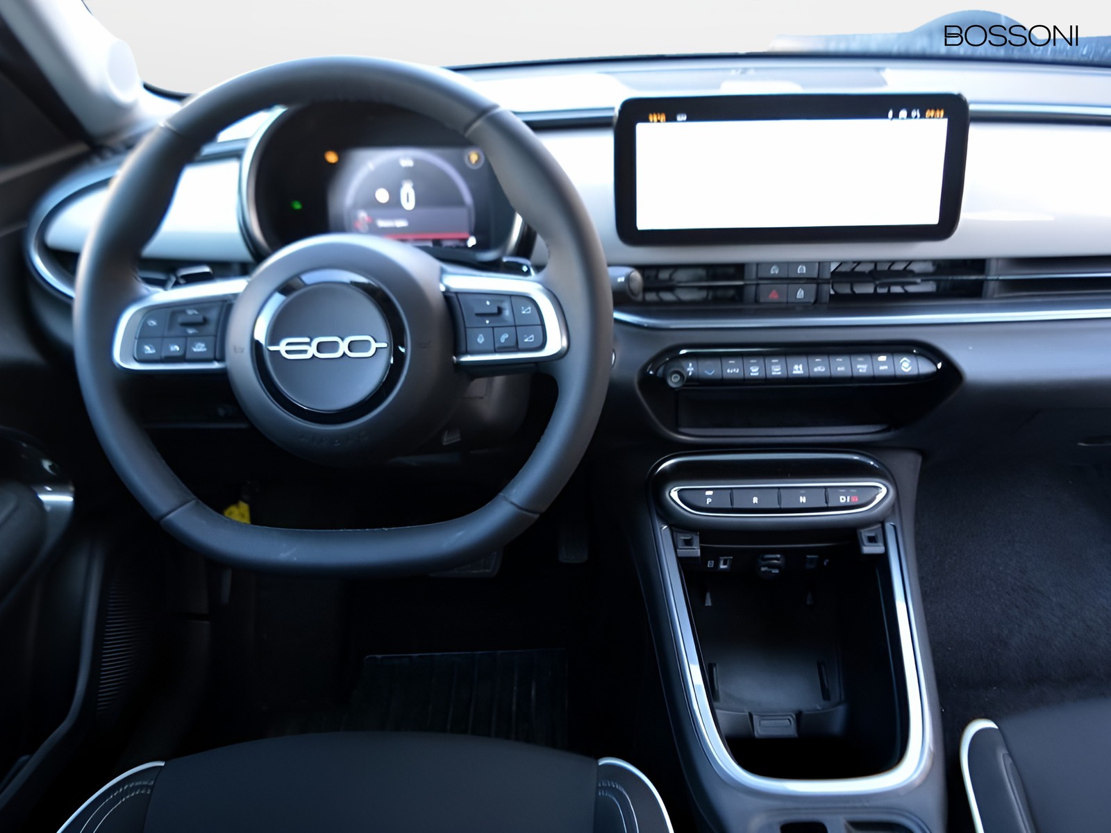 9 - Fiat 600 1.2 hybrid 145cv edct