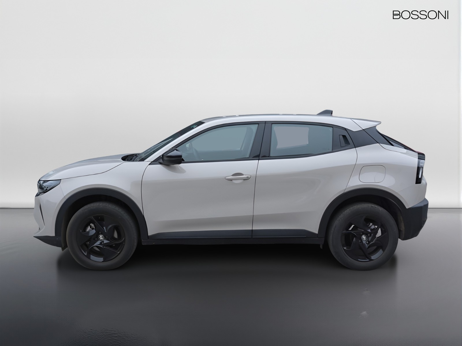 24 - Alfa Romeo Junior 1.2 hybrid 145cv ibrida edct6