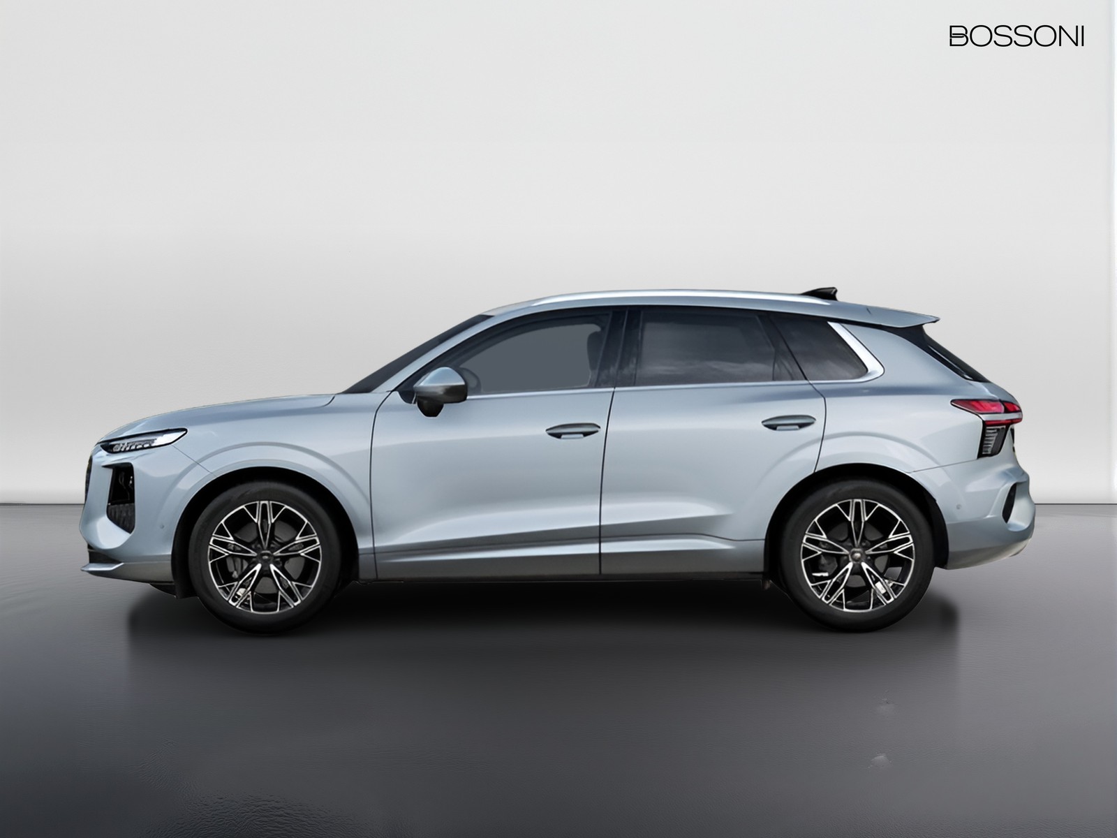 5 - Audi Q3 2.0 tdi 150cv business advanced s tronic