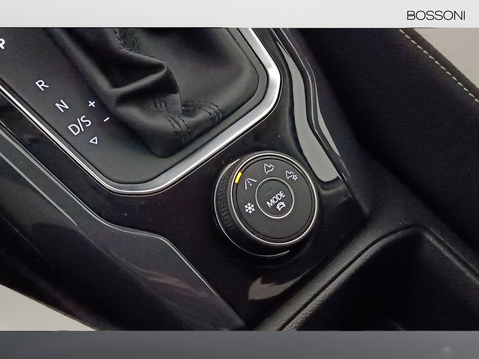 20 - Volkswagen T-Roc 2.0 tdi scr advanced 4motion dsg