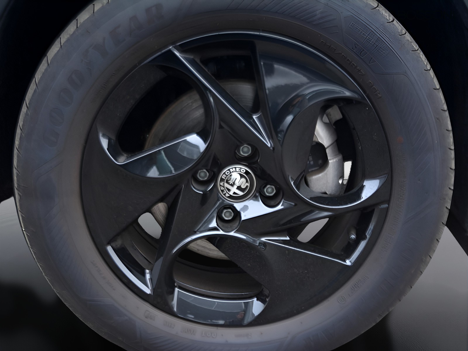 15 - Alfa Romeo Junior 1.2 hybrid 145cv ibrida edct6