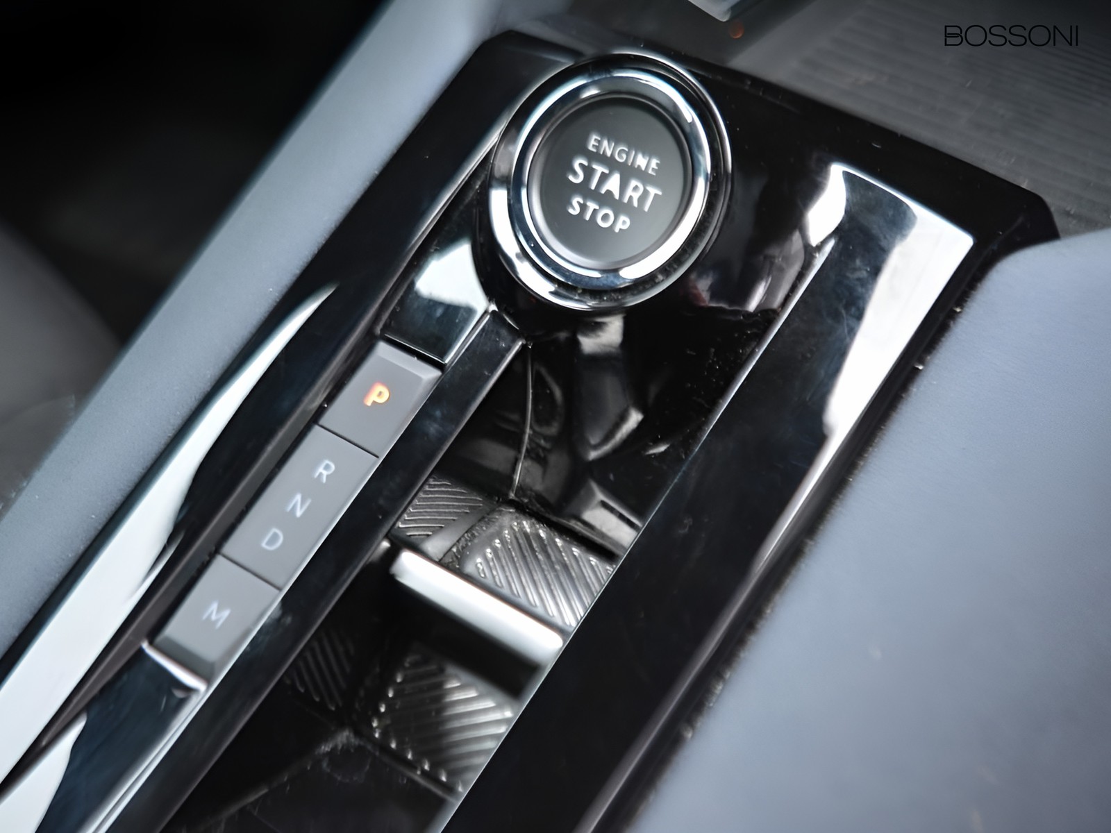 17 - Alfa Romeo Junior 1.2 hybrid 145cv ibrida edct6