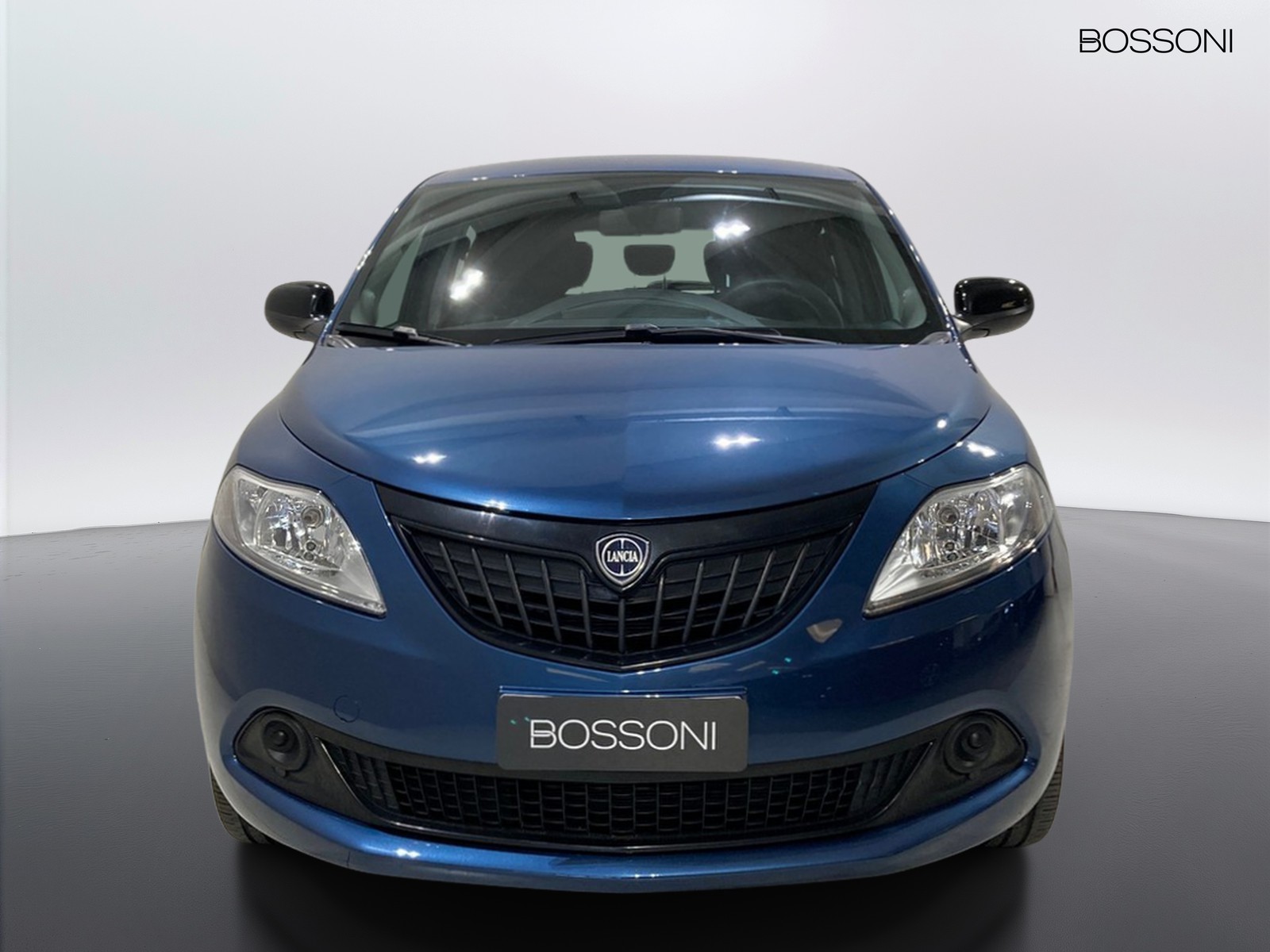 2 - Lancia Ypsilon 1.0 firefly hybrid 70cv silver s&s