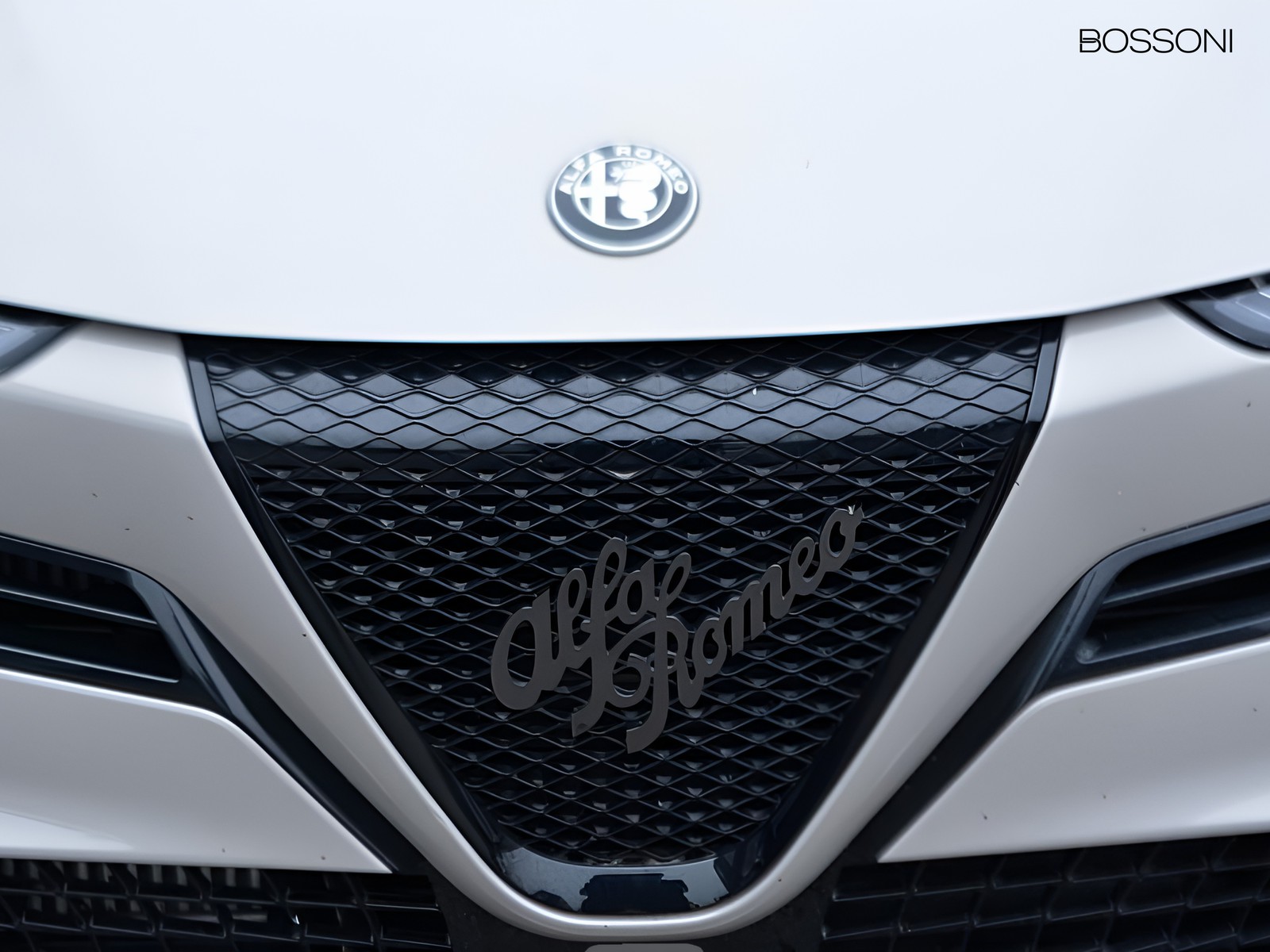 21 - Alfa Romeo Junior 1.2 hybrid 145cv ibrida edct6