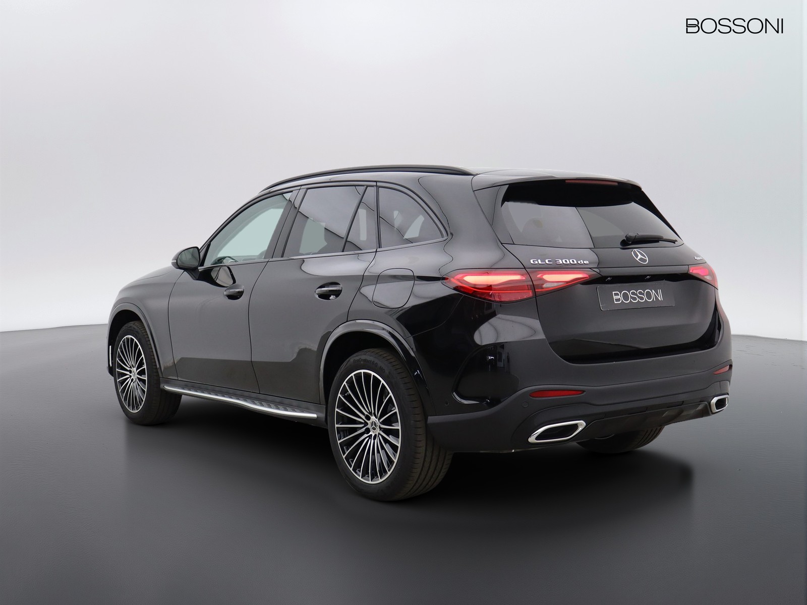 5 - Mercedes GLC suv 300 de plug-in hybrid amg line advanced 4matic 9g-tronic