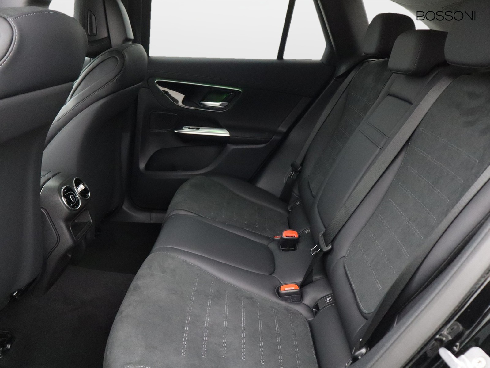8 - Mercedes GLC suv 300 de plug-in hybrid amg line advanced 4matic 9g-tronic