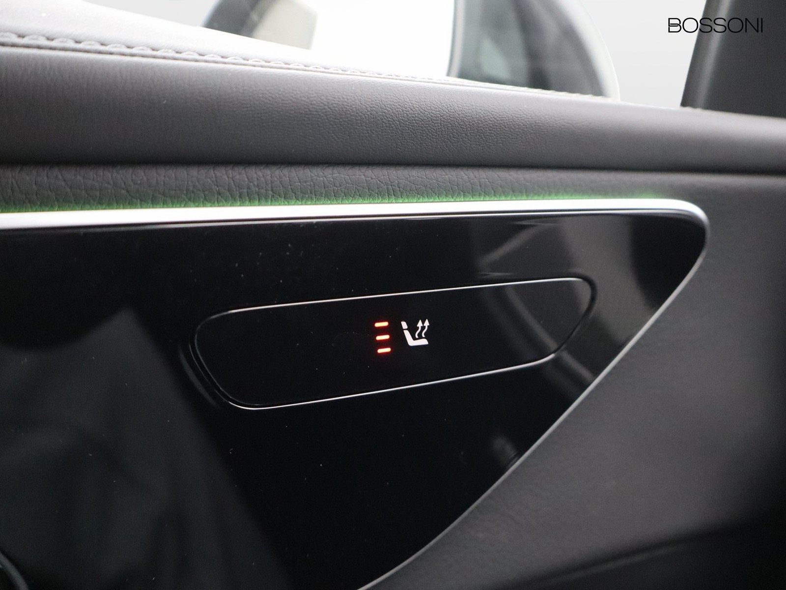 14 - Mercedes GLC suv 300 de plug-in hybrid amg line advanced 4matic 9g-tronic
