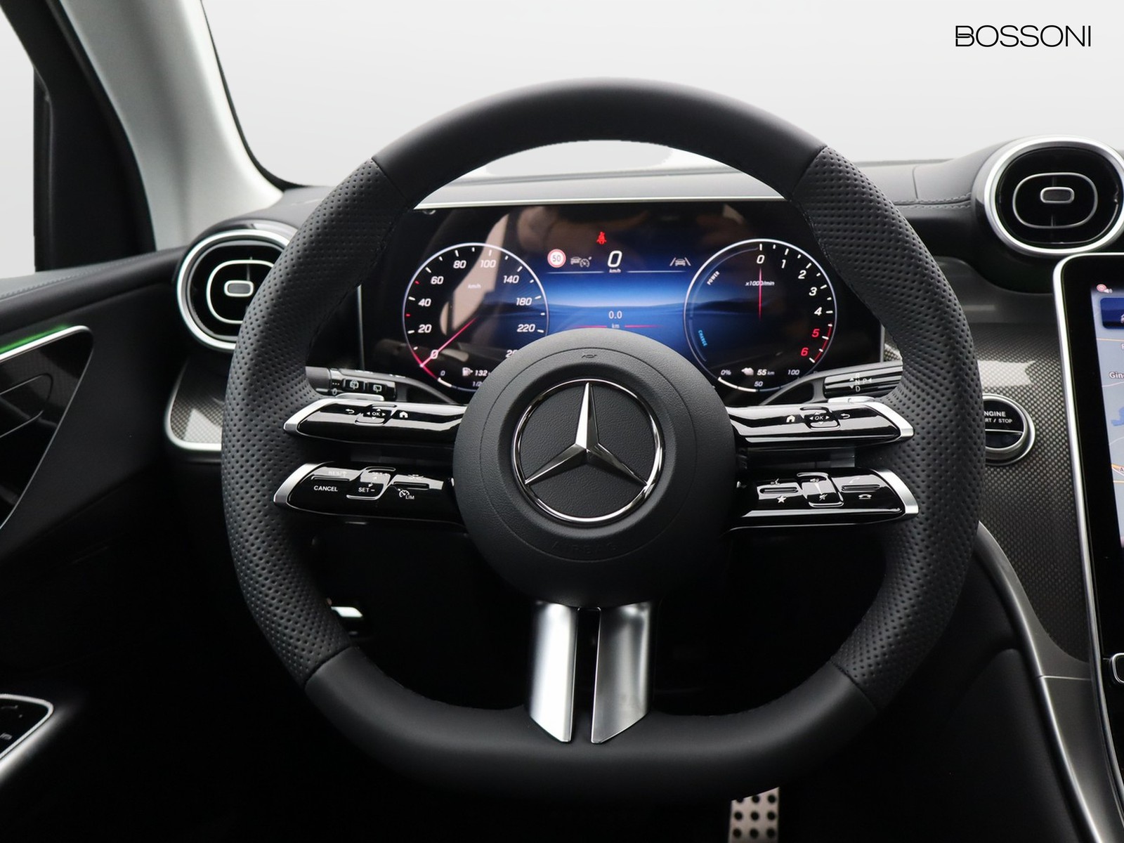 16 - Mercedes GLC suv 300 de plug-in hybrid amg line advanced 4matic 9g-tronic