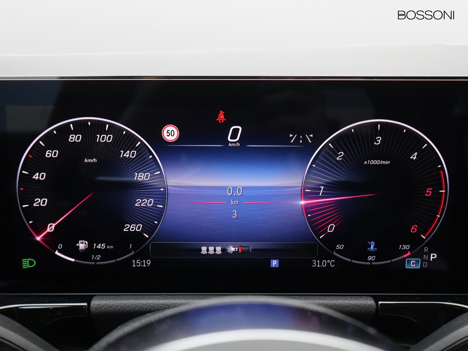 9 - Mercedes GLA 200 d progressive extra 8g-dct