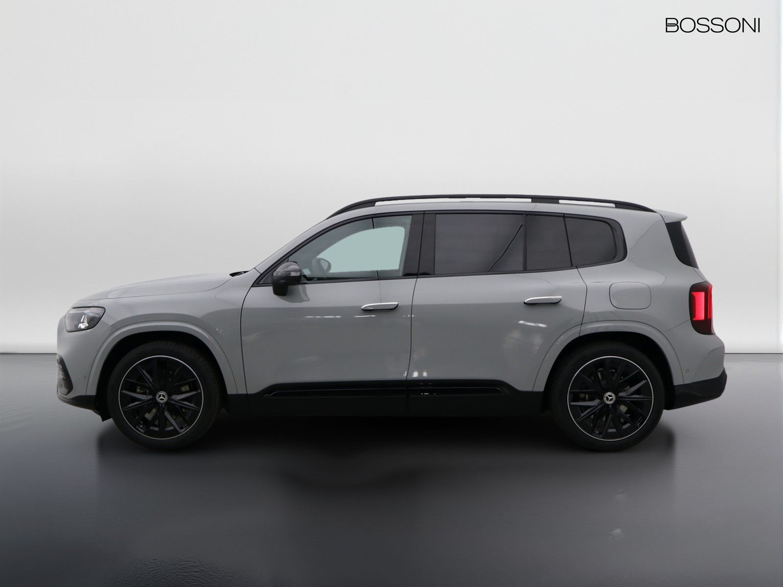 3 - Mercedes GLB 200 advanced plus 8g-edct