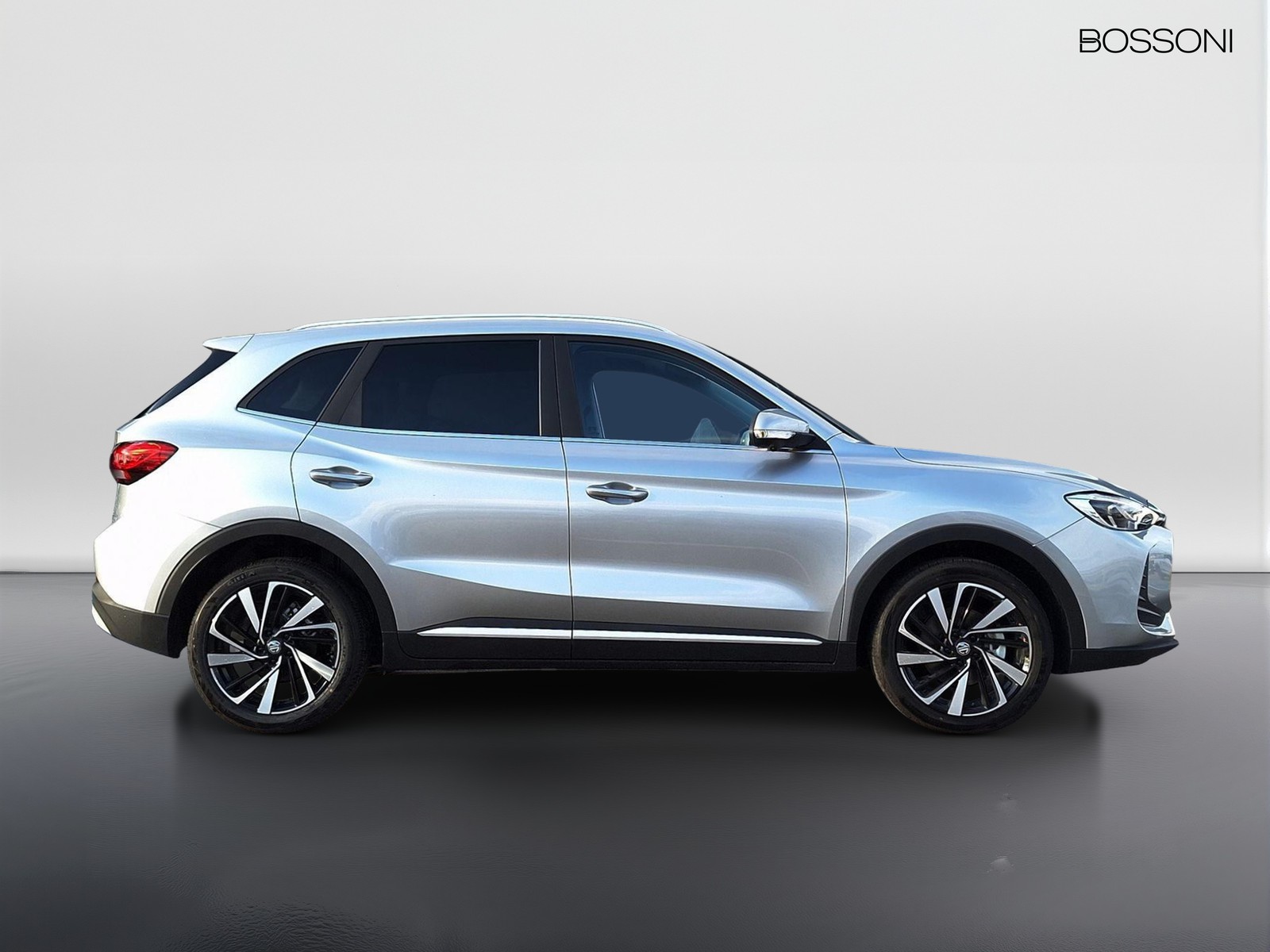 4 - Mg ZS 1.5 hybrid+ luxury auto