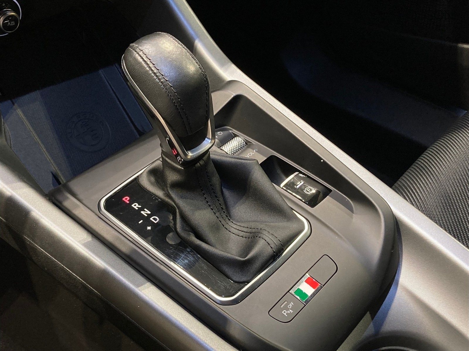 16 - Alfa Romeo Tonale 1.5 hybrid 130cv sprint tct7