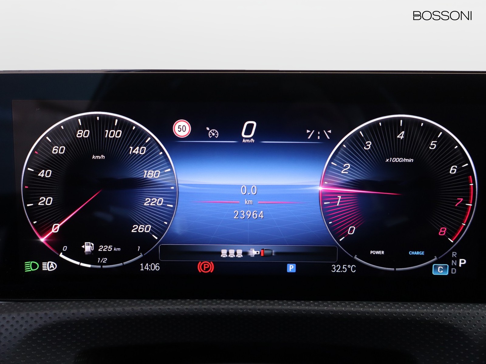 6 - Mercedes Classe A 200 amg line premium 7g-dct