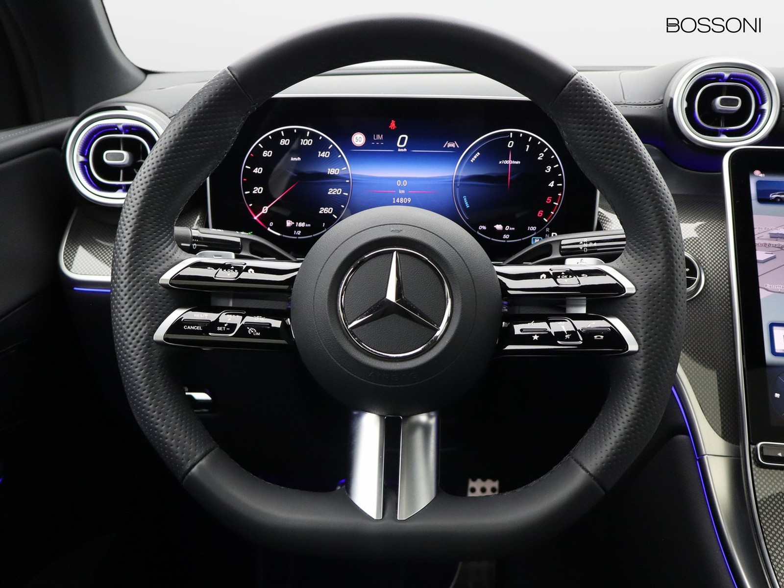 17 - Mercedes GLC coupe 300 de plug in hybrid amg line premium plus 4matic 9g-tronic