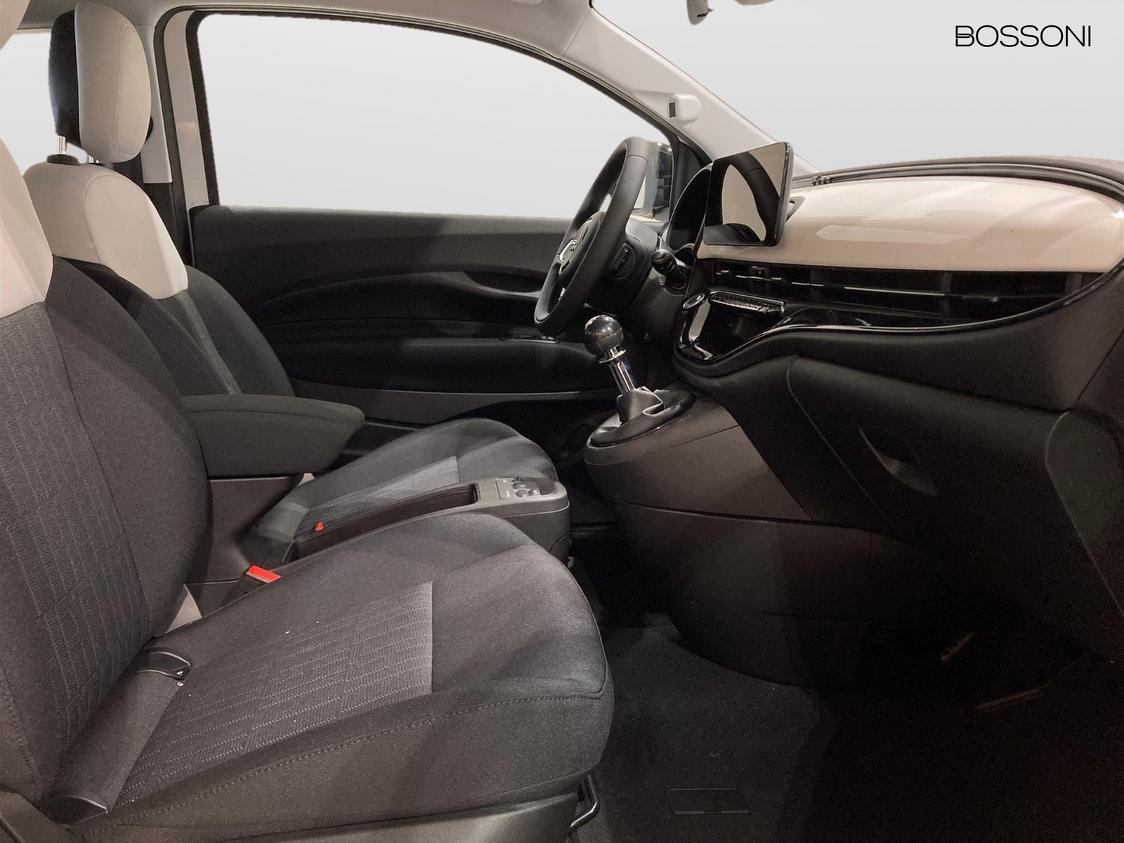 8 - Fiat 500 1.0 hybrid icon