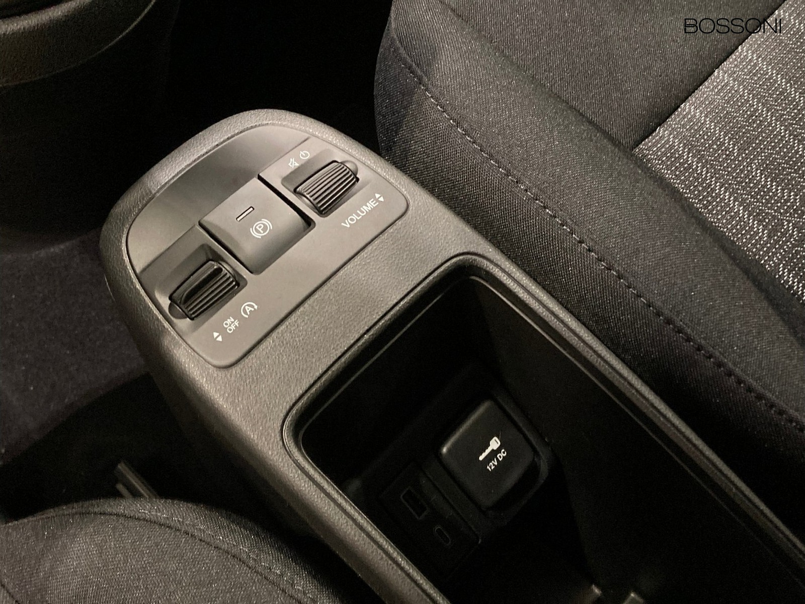 14 - Fiat 500 1.0 hybrid icon
