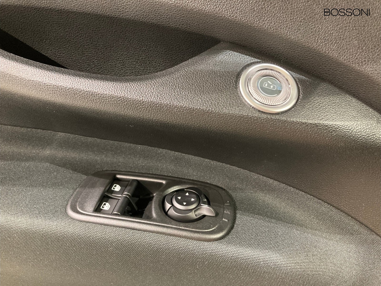 21 - Fiat 500 1.0 hybrid icon