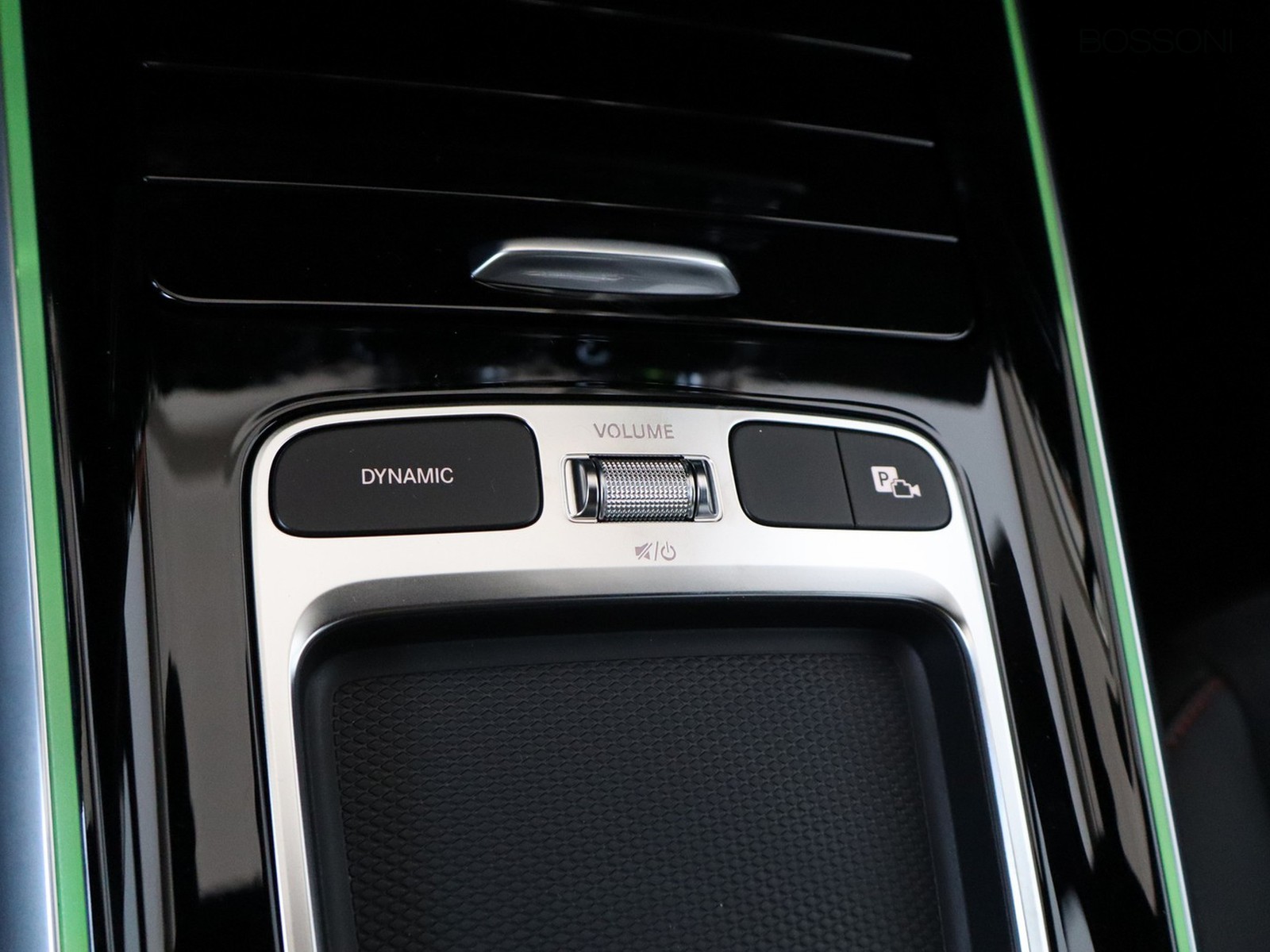 14 - Mercedes GLA 200 d amg line extra 8g-dct