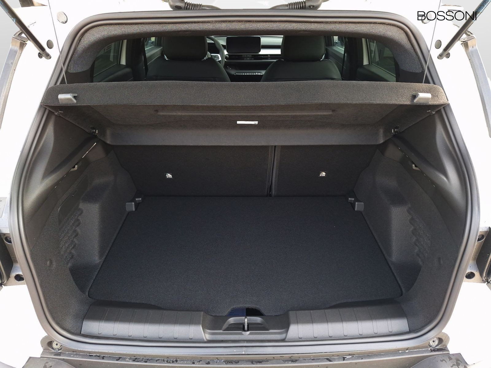 6 - Jeep Avenger 1.2 turbo e-hybrid mhev 110cv black edition fwd edct6