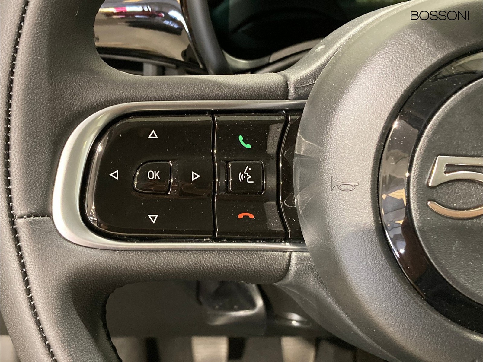 9 - Fiat 500 1.0 hybrid icon