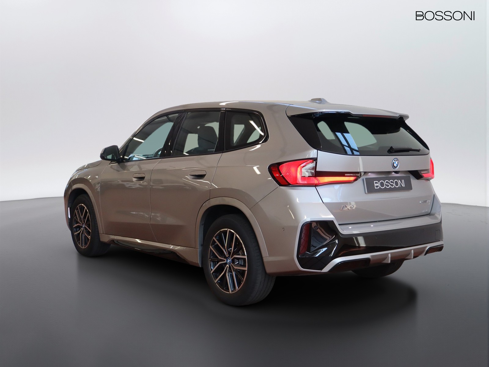 5 - BMW X1 i20 edrive msport