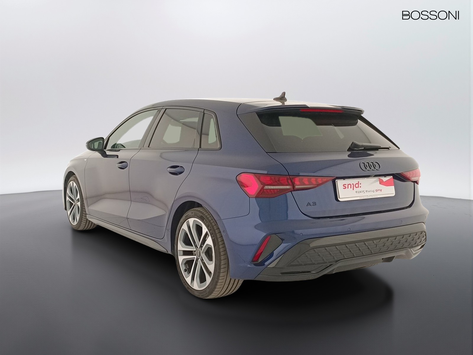 4 - Audi A3 sportback 2.0 tdi 150cv s line edition s tronic
