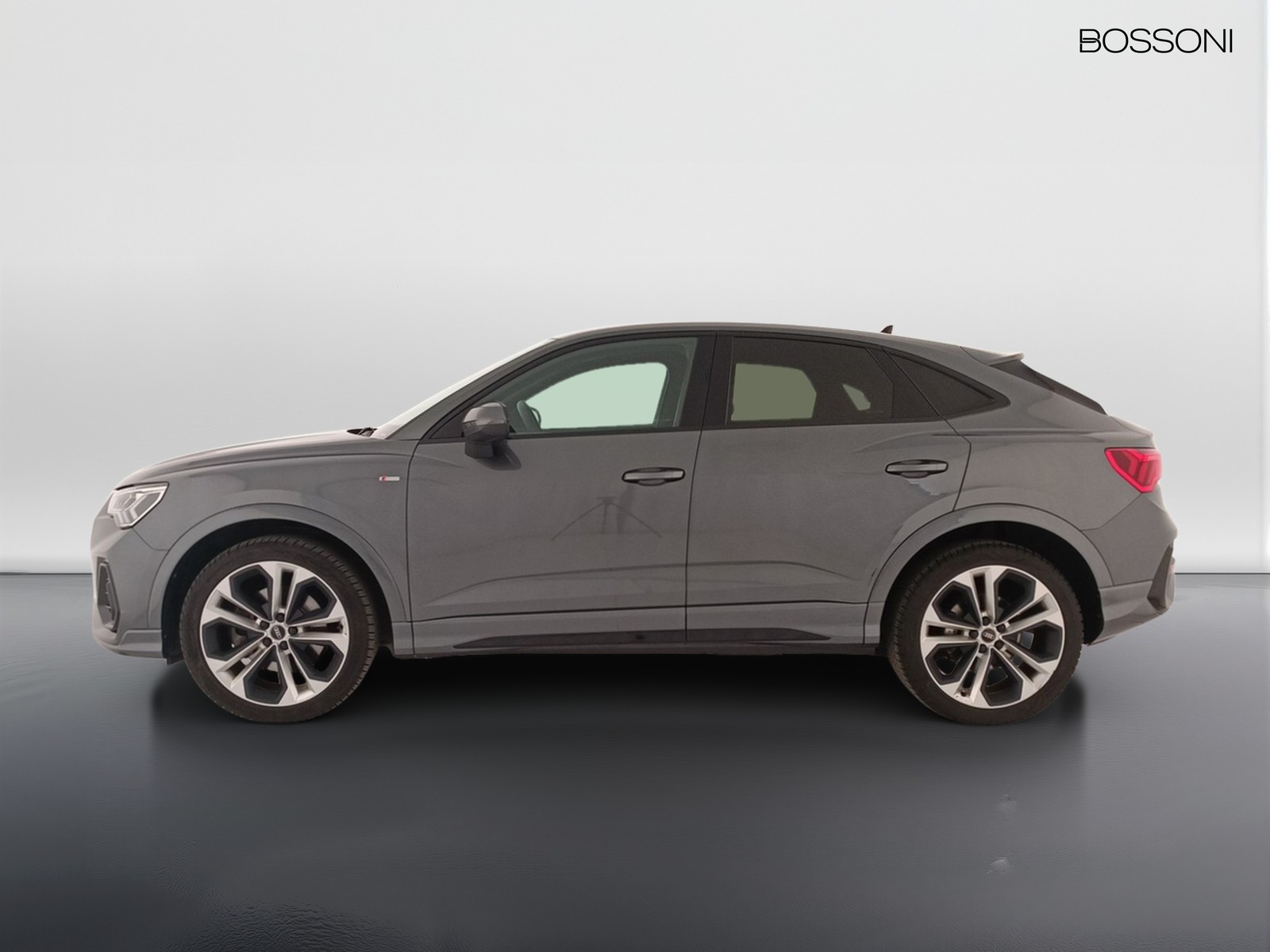 3 - Audi Q3 sportback 40 2.0 tdi 200cv s line edition quattro s tronic