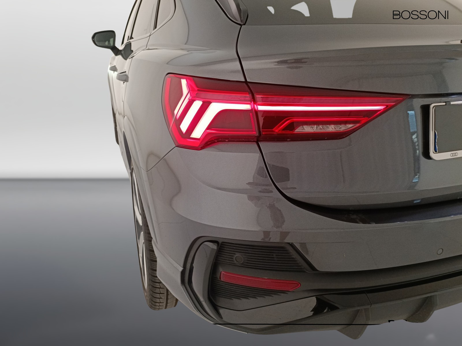 28 - Audi Q3 sportback 40 2.0 tdi 200cv s line edition quattro s tronic