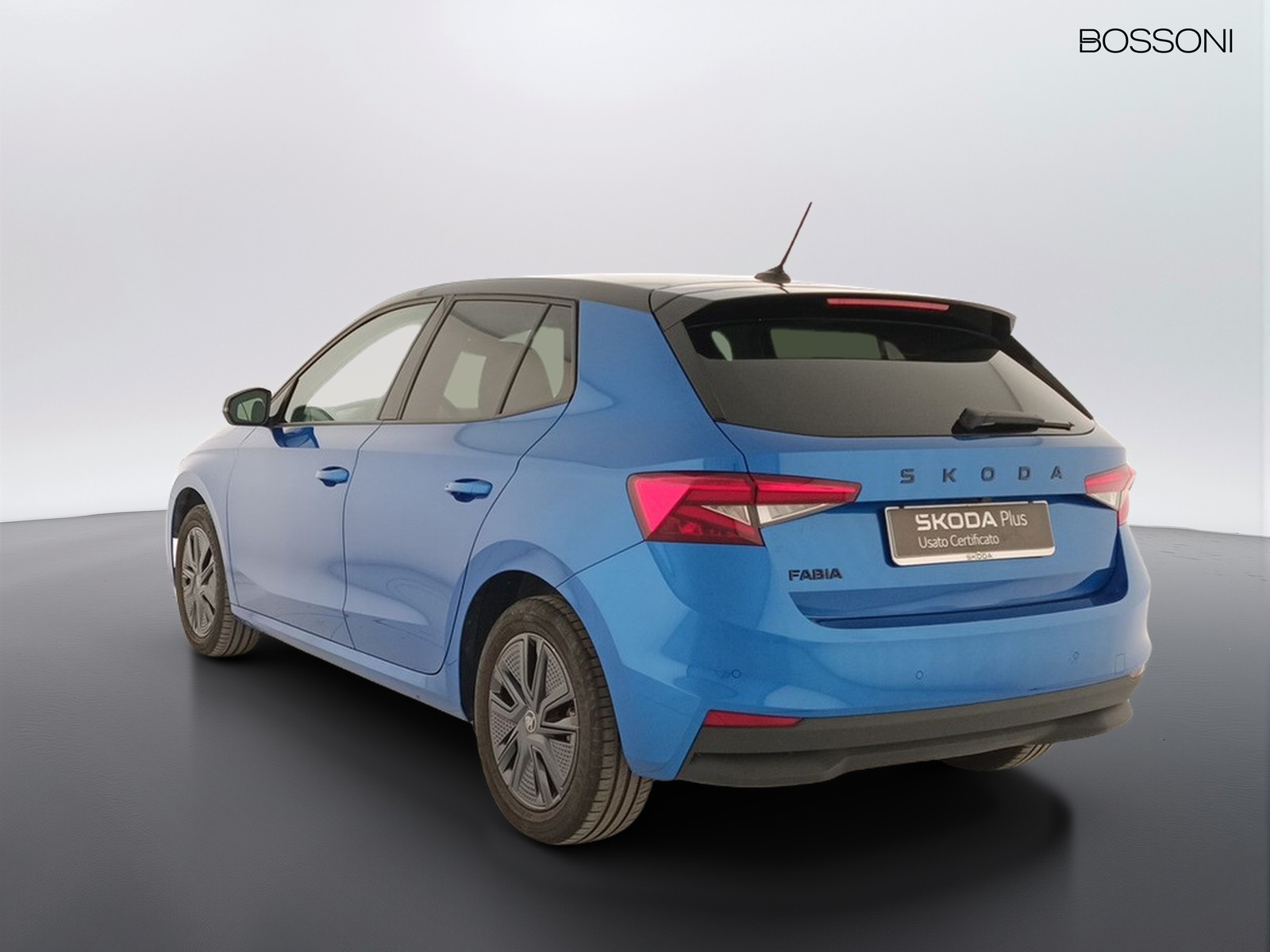 4 - Skoda Fabia 1.0 mpi 80cv 130 edition