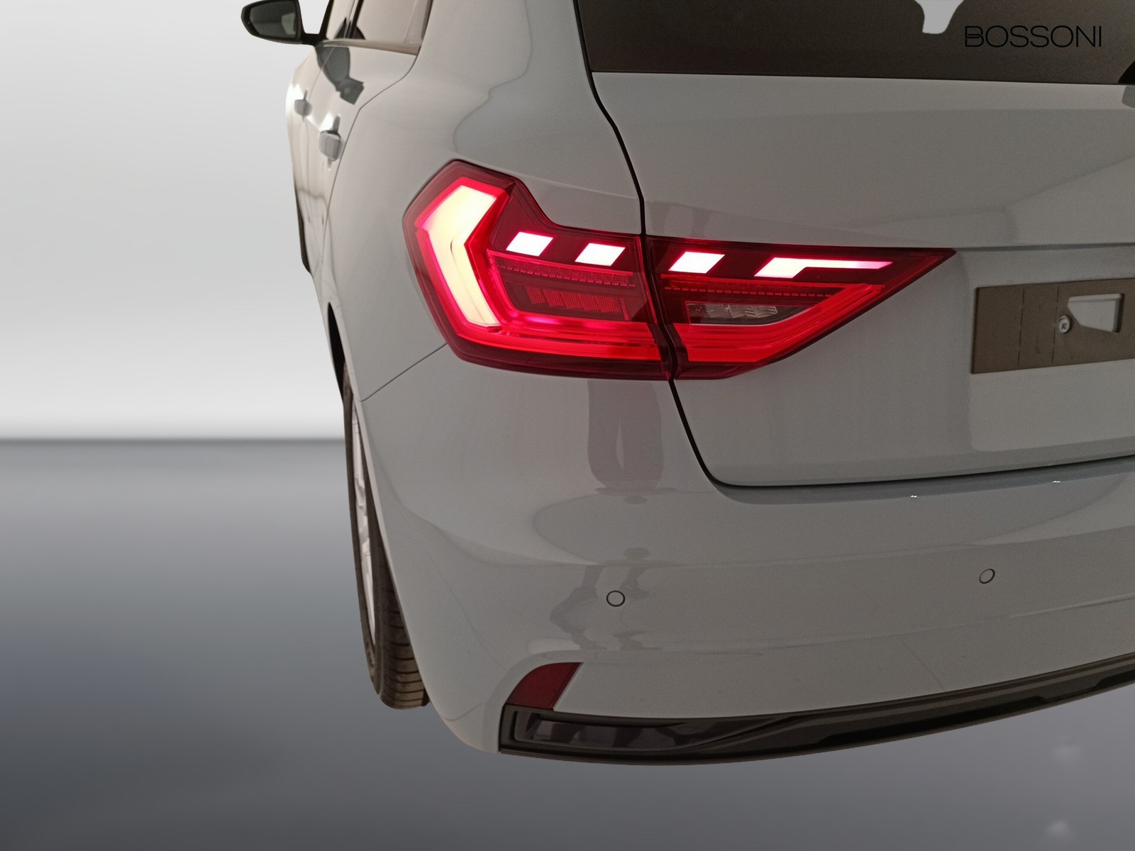 26 - Audi A1 sportback 30 1.0 tfsi 116cv business s tronic