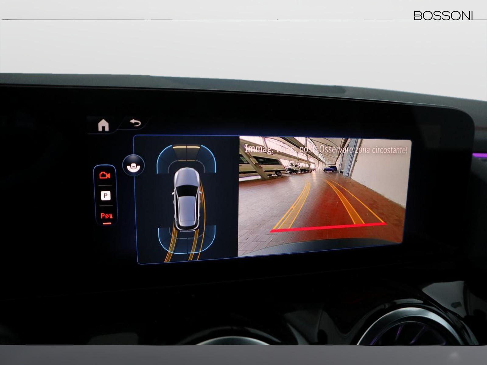 11 - Mercedes EQA 300 amg line advanced plus 4matic