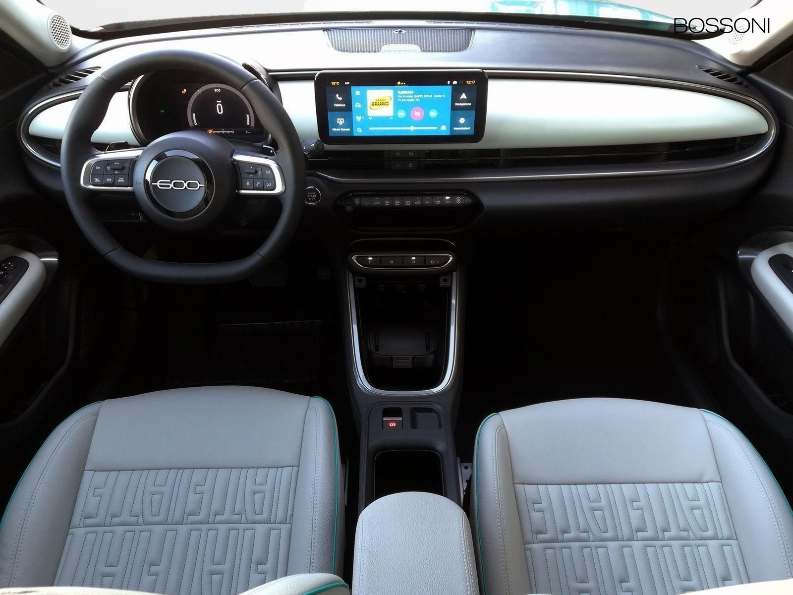 8 - Fiat 600 1.2 hybrid 110cv la prima ii edct
