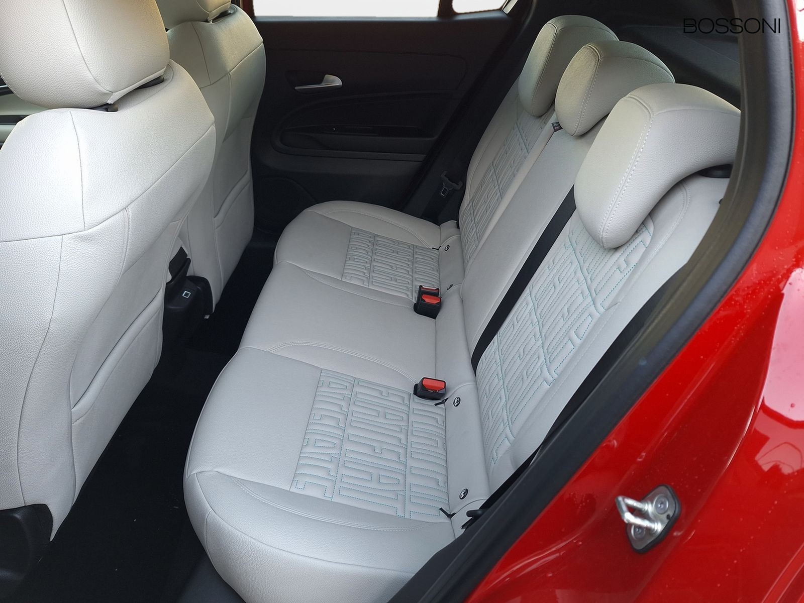 12 - Fiat 600 1.2 hybrid 110cv la prima ii edct