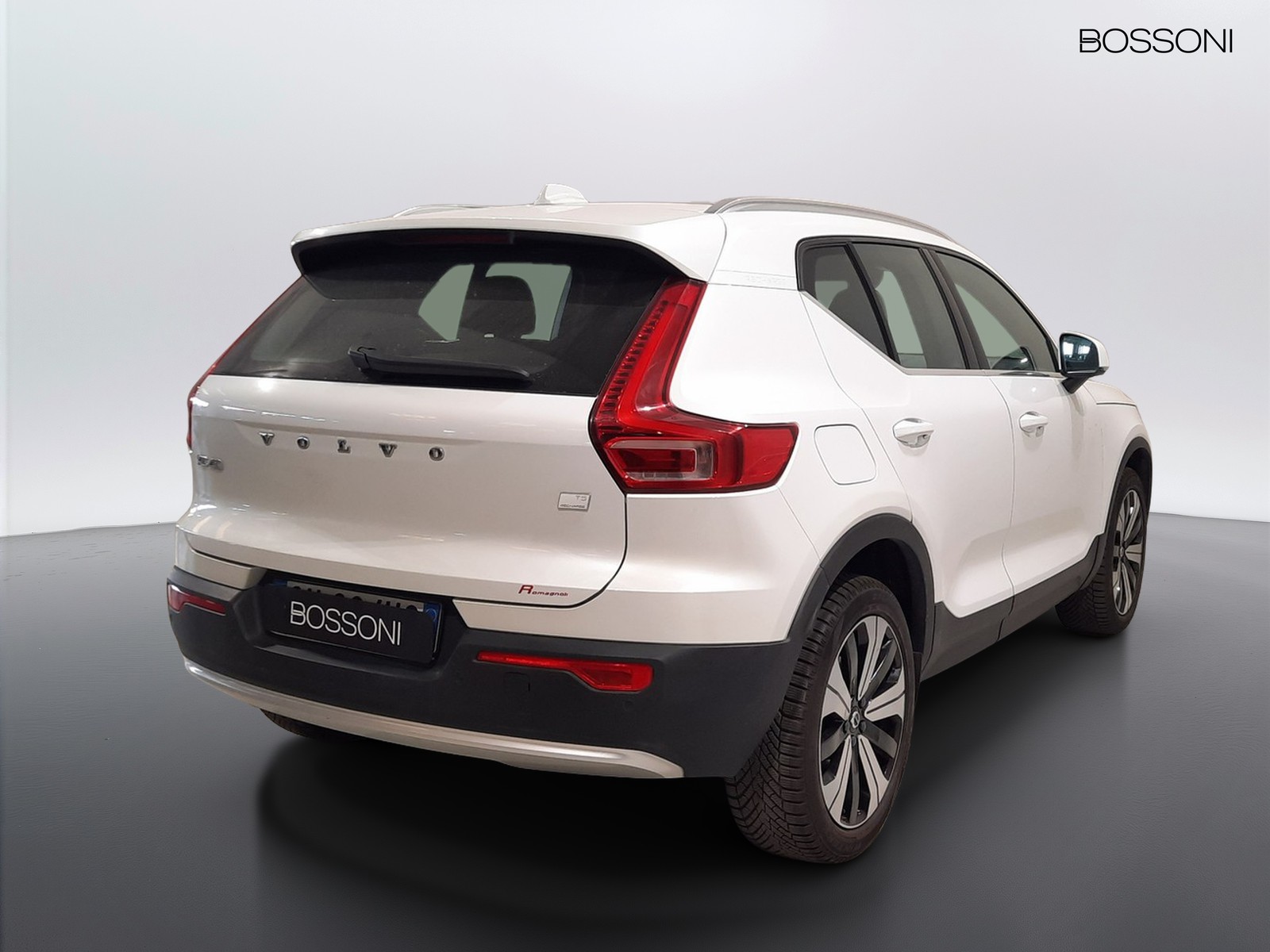 2 - Volvo XC40 1.5 t5 recharge plug-in-hybrid ultimate bright automatico