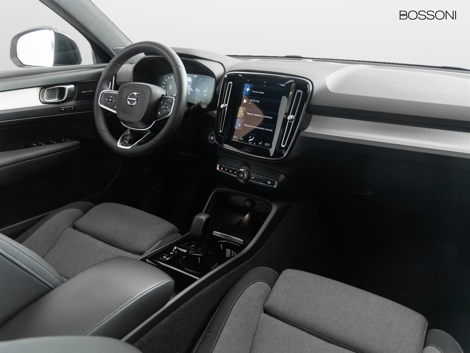 5 - Volvo XC40 1.5 t4 recharge plug-in-hybrid plus dark automatico