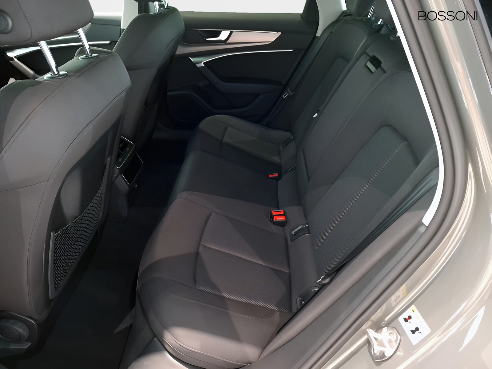 12 - Audi A6 avant 40 2.0 tdi mhev 12v s line edition quattro ultra s tronic