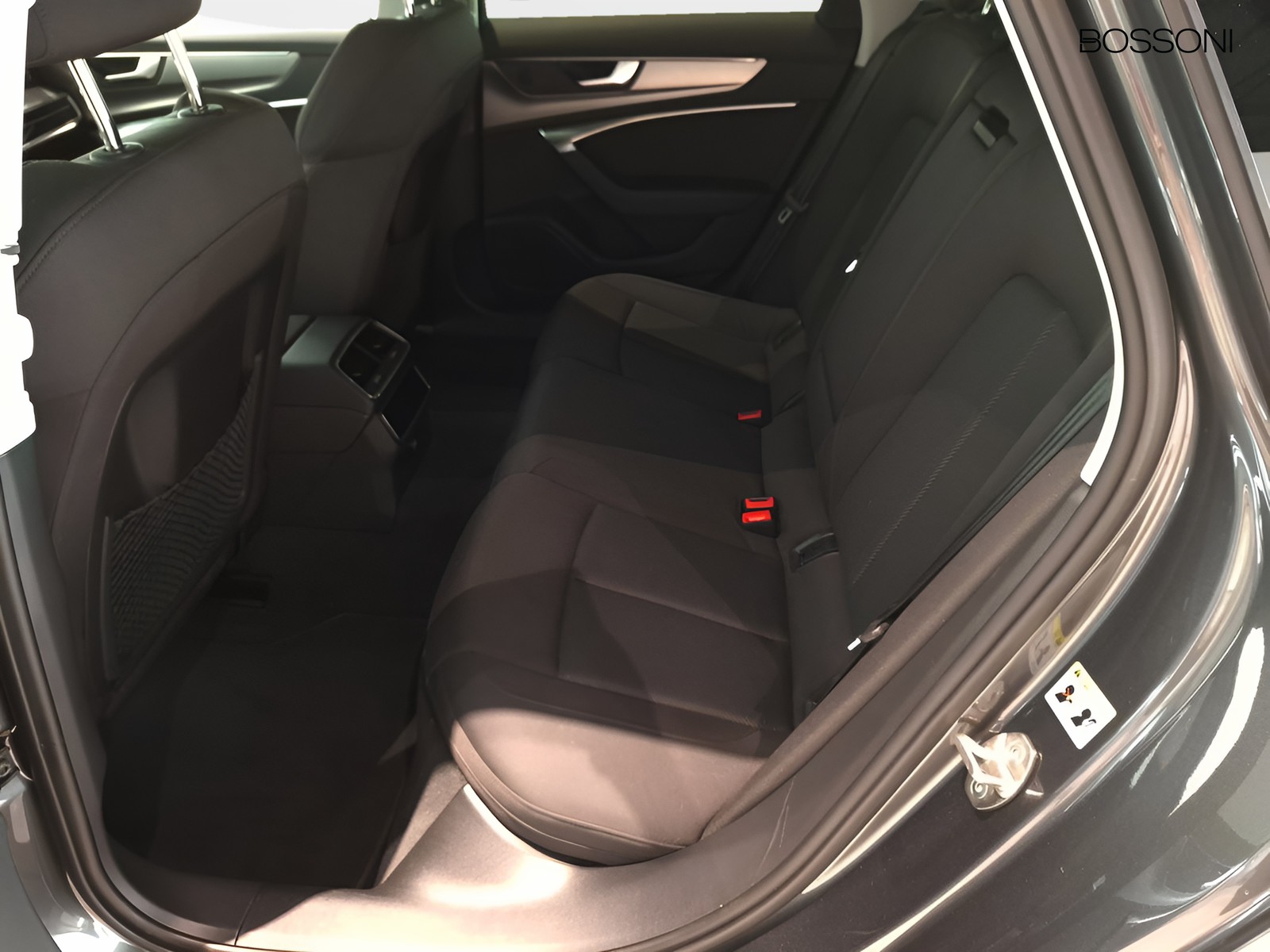 12 - Audi A6 avant 40 2.0 tdi mhev 12v s line edition quattro ultra s tronic