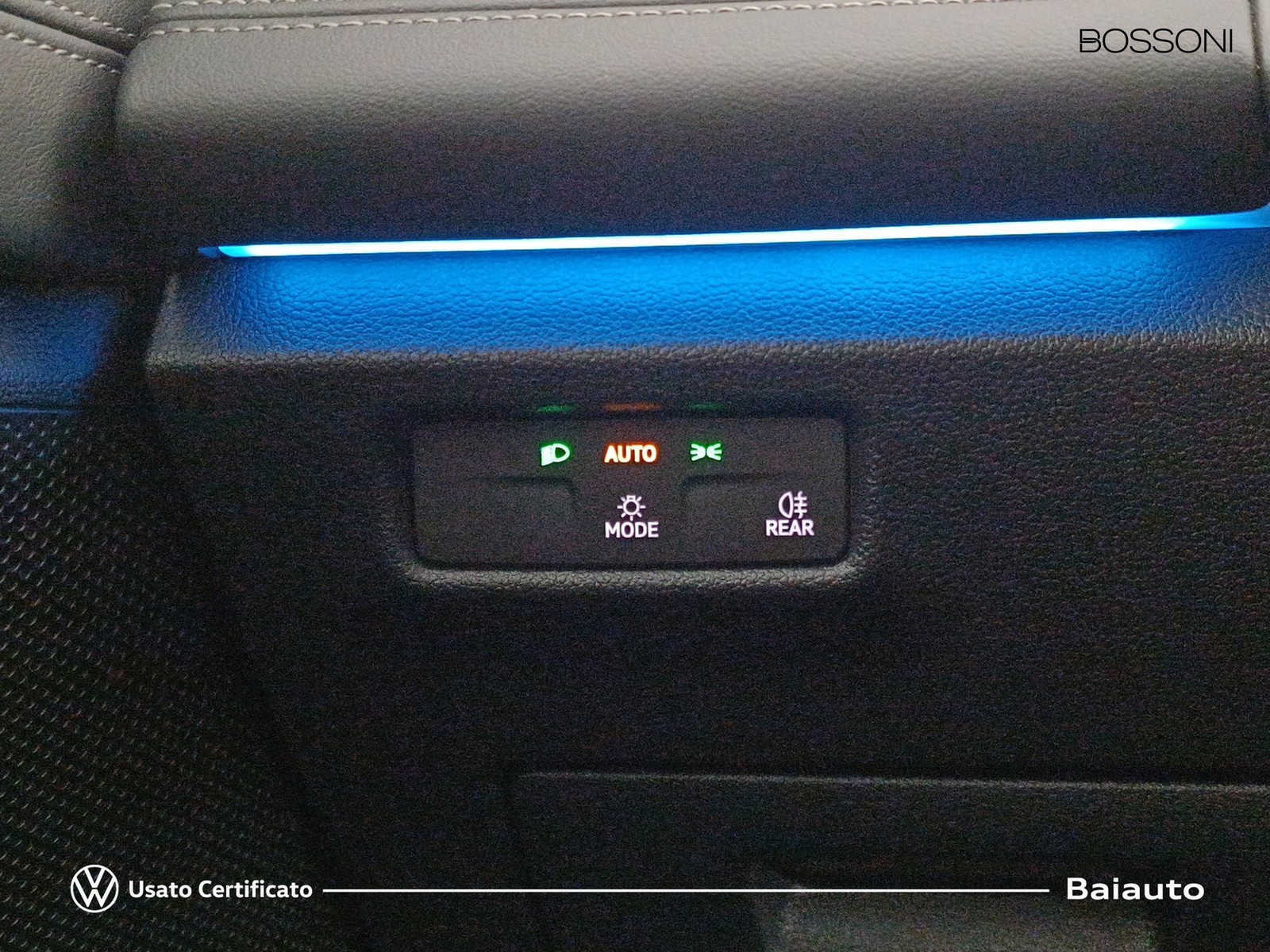 17 - Volkswagen Tiguan 2.0 tdi scr 150cv life dsg