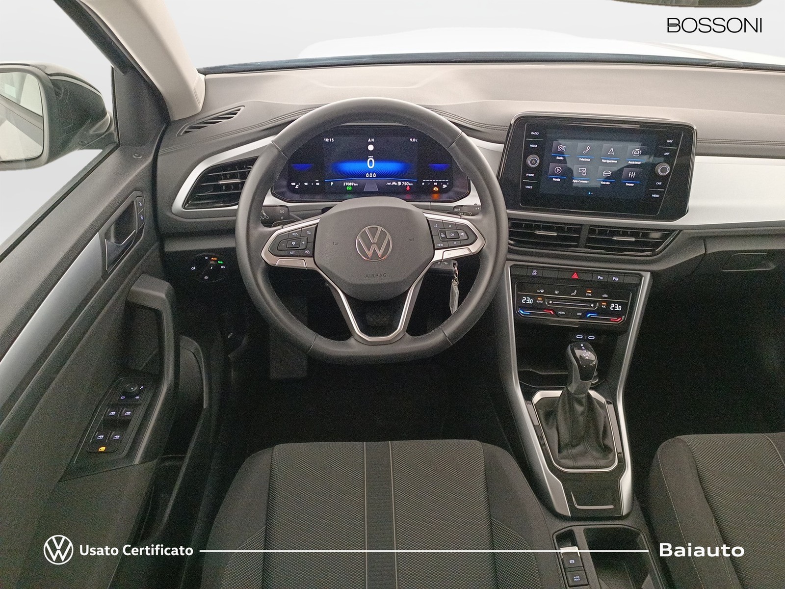 8 - Volkswagen T-Roc 2.0 tdi scr 150cv life dsg
