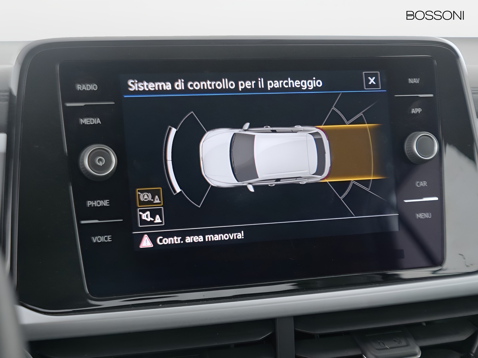 29 - Volkswagen T-Roc 2.0 tdi scr 150cv life dsg