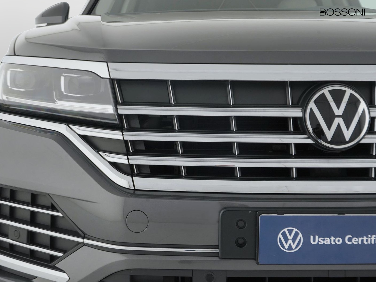 14 - Volkswagen Touareg 3.0 v6 tdi scr 231cv elegance 4motion tiptronic