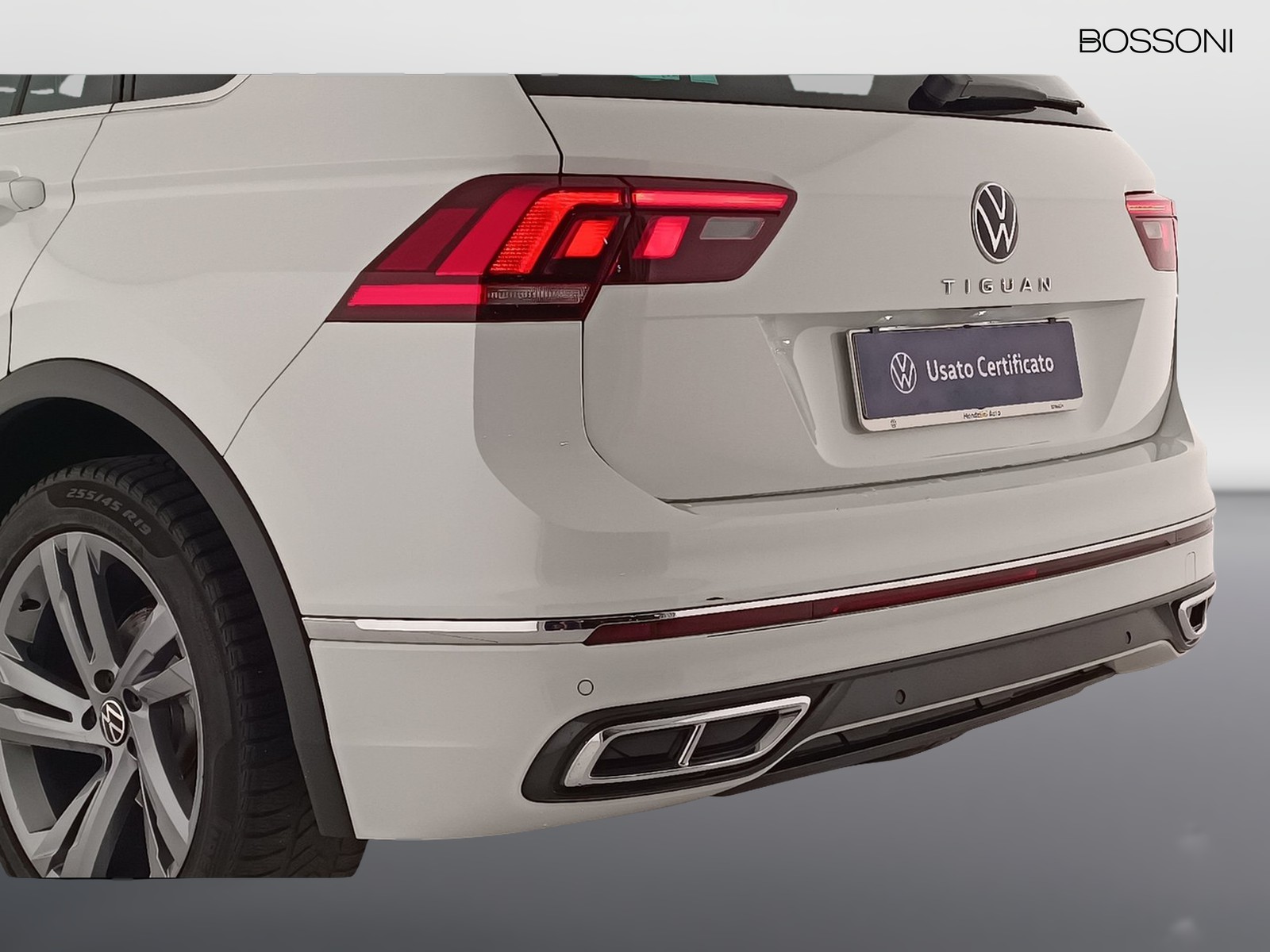 22 - Volkswagen Tiguan 2.0 tdi scr 150cv r-line dsg