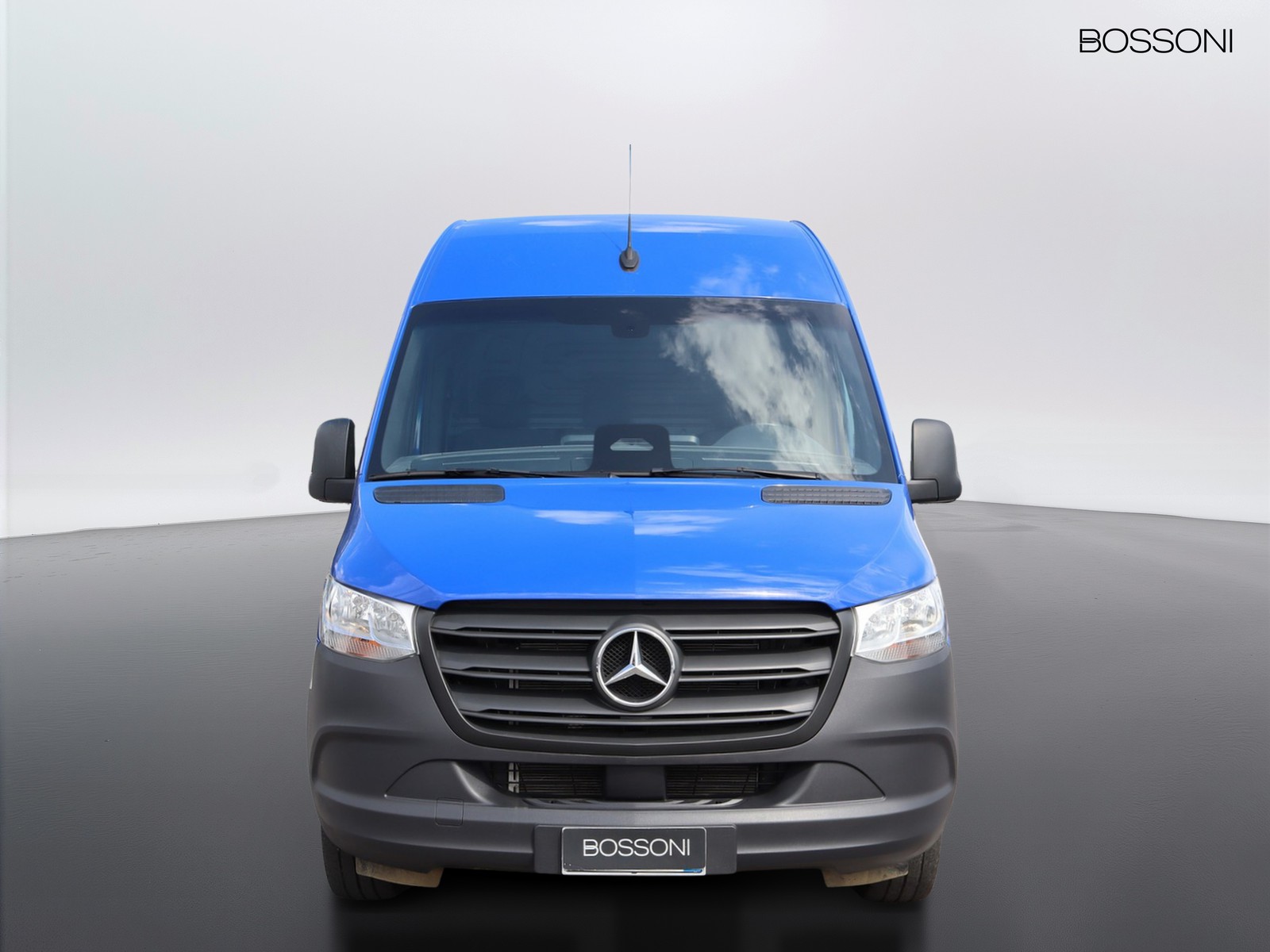 2 - Mercedes Vans Sprinter 311 rwd 2.0 cdi f 37/35 pro